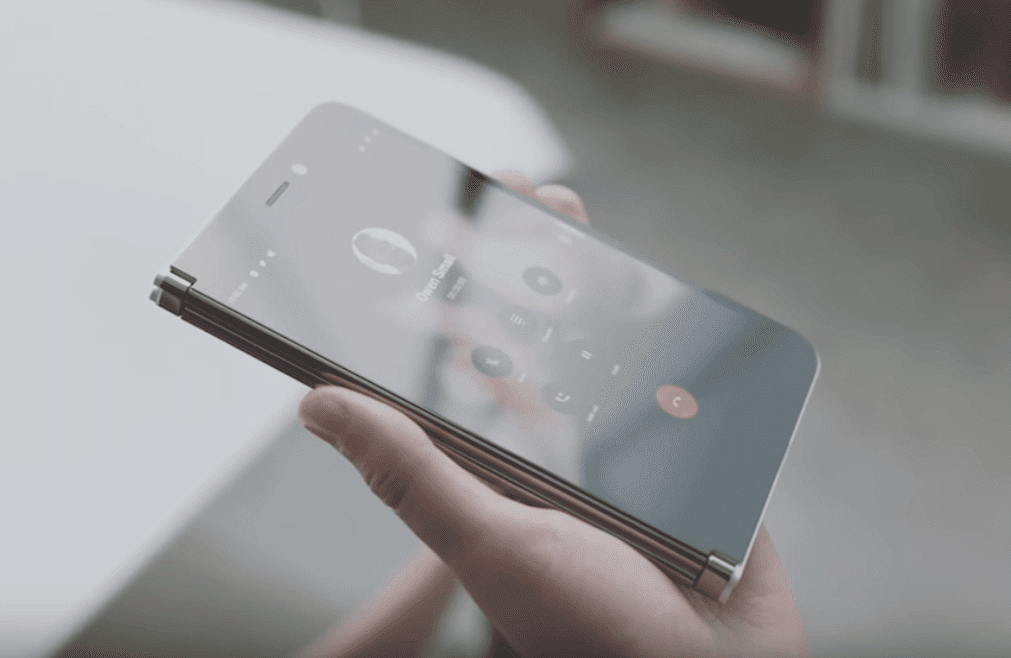 折りたたみ式スマートフォン